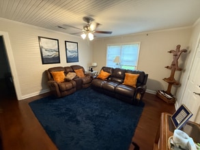 1754 Poplar St in Flomaton, AL - Foto de edificio - Building Photo