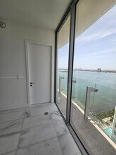 700 NE 26th St in Miami, FL - Building Photo - Building Photo