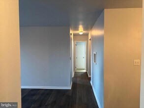 9 DOVER HALL in Dover, DE - Building Photo - Building Photo