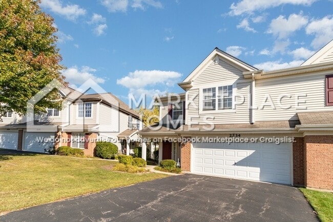 2234 Daybreak Dr in Lake In The Hills, IL - Building Photo - Building Photo