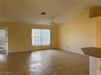 3630 SW 15th Pl in Cape Coral, FL - Foto de edificio - Building Photo