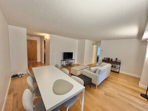 1580 Massachusetts Ave, Unit 2G in Cambridge, MA - Building Photo - Building Photo