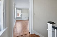 731 E Henry St, Unit A in Savannah, GA - Building Photo - Building Photo