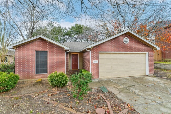 10926 Waterview Cir in Montgomery, TX - Building Photo - Building Photo