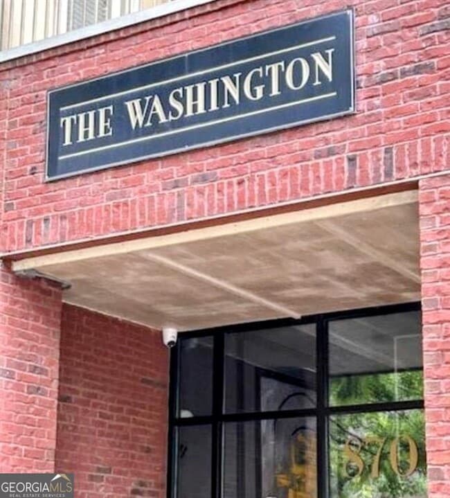 property at 870 Mayson Turner Rd NW