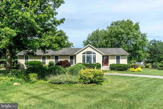 206 Prospect Bay Dr W in Grasonville, MD - Building Photo - Building Photo