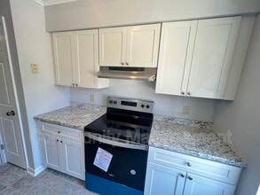 7123 Meadow Park Ave in Baton Rouge, LA - Building Photo - Building Photo