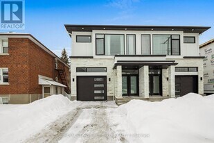 266 Currell Ave in Ottawa, ON - Building Photo