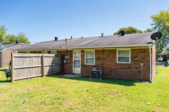 3309 Wandering Ln in Owensboro, KY - Foto de edificio - Building Photo