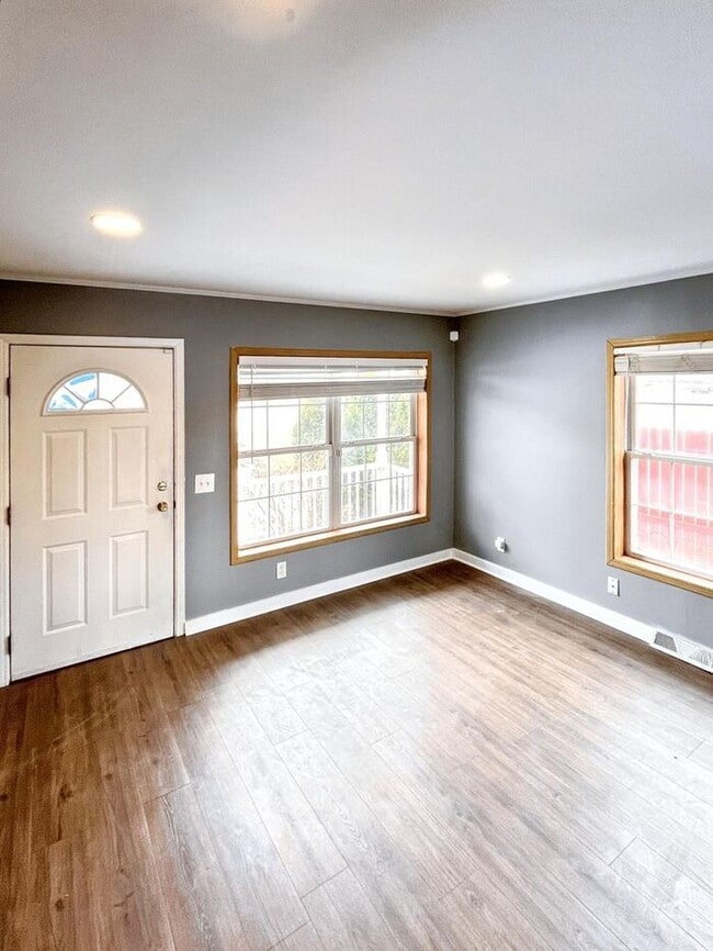 2018 John R Rd in Troy, MI - Building Photo - Building Photo