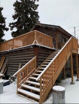 206 Minnie St in Fairbanks, AK - Building Photo