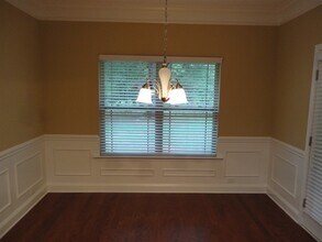 667 W Heatherstone Ln in Roebuck, SC - Building Photo - Building Photo