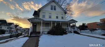 130 Church St in Bristol, CT - Building Photo