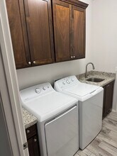 1861 Tijuana Ct in Rio Rico, AZ - Foto de edificio - Building Photo