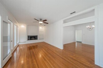 2412 Kenley St in Fort Worth, TX - Building Photo - Building Photo