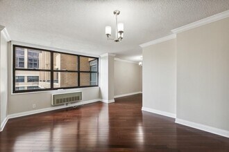 7002 JFK Blvd E in Guttenberg, NJ - Building Photo - Building Photo