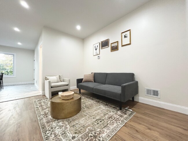 484 Lincoln Pl-Unit -2L in Orange, NJ - Foto de edificio - Building Photo