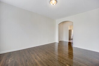 4452 W Parker Ave in Chicago, IL - Building Photo - Building Photo