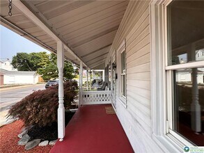 1429 Dewey Ave in Northampton, PA - Building Photo - Building Photo