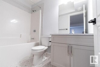 32 Rosewood Wy in St. Albert, AB - Building Photo - Building Photo