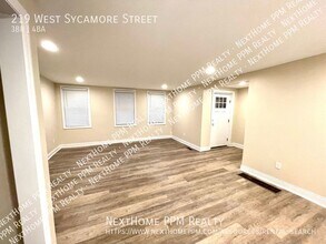 219 W Sycamore St in Pittsburgh, PA - Building Photo - Building Photo
