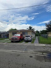 3110 NW 19th Ave in Miami, FL - Building Photo - Building Photo