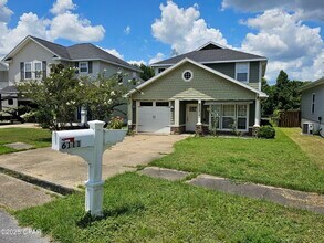 6111 Edith Stephens Dr in Panama City, FL - Building Photo - Building Photo