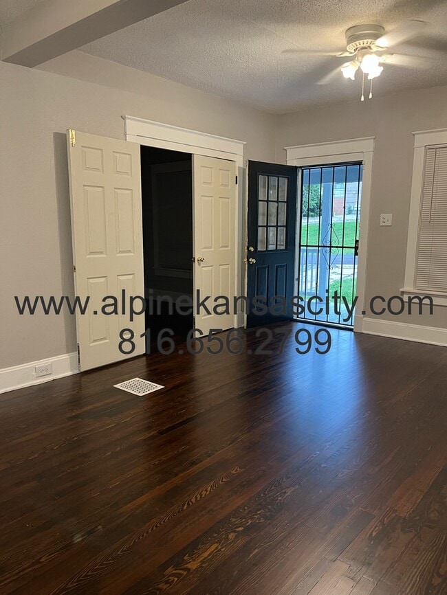 8212 Highland Ave in Kansas City, MO - Building Photo - Building Photo