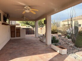 2512 N Ave Valiente in Tucson, AZ - Building Photo