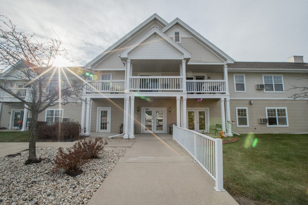 Hawthorne Senior Apartments in Waterloo, WI - Building Photo