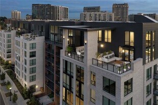 3300 Roswell Rd NE, Unit 26A in Atlanta, GA - Building Photo