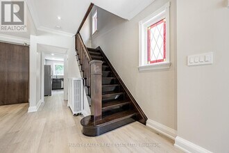 1836 Bathurst St in Toronto, ON - Building Photo - Building Photo