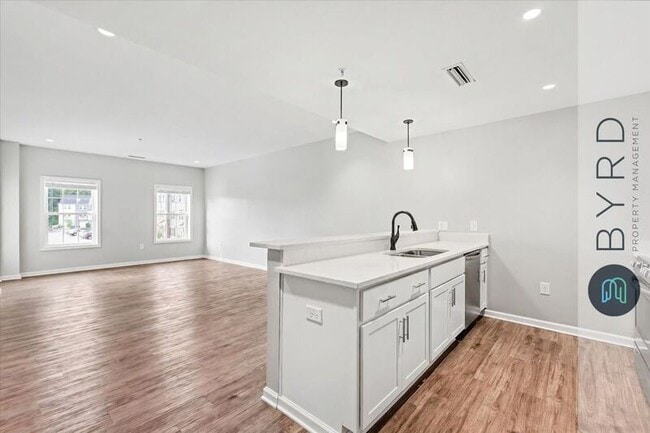 property at 1420 Ewing Park Loop