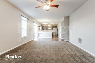 10463 Hunters Crossing Blvd in Indianapolis, IN - Foto de edificio - Building Photo