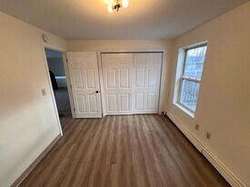 34 Lafayette St in Rochester, NH - Building Photo