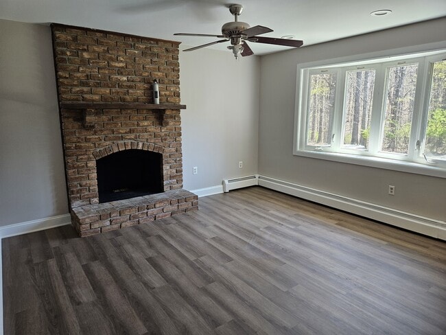 4738 Grand Valley Rd in Westminster, MD - Building Photo - Building Photo