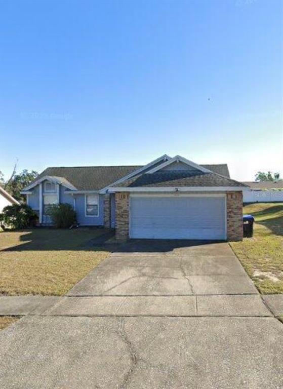 property at 2943 Roundabout Ln
