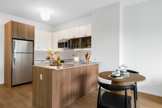 One Grove in Jersey City, NJ - Building Photo - Building Photo