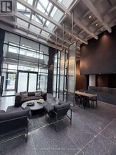 28 Interchange Wy in Vaughan, ON - Building Photo - Building Photo