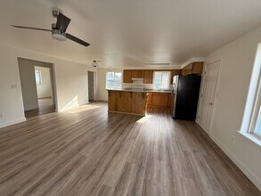 1229 Withington St in Medford, OR - Building Photo - Building Photo