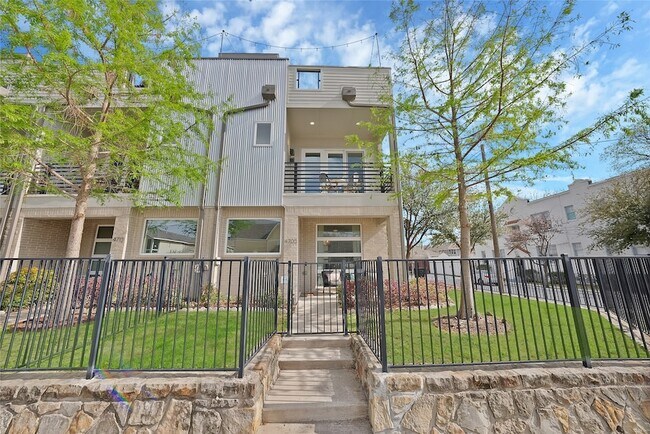 4705 Asher Pl in Dallas, TX - Foto de edificio - Building Photo