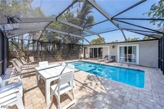 856 104th Ave N in Naples, FL - Building Photo - Building Photo