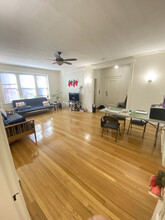 28 Alton Pl, Unit 2B in Brookline, MA - Building Photo - Building Photo