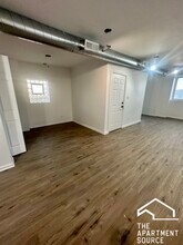 1951 S Canalport Ave in Chicago, IL - Foto de edificio - Building Photo