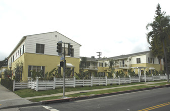 1901 N Edgemont St in Los Angeles, CA - Building Photo - Building Photo