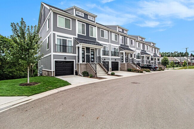 2719 Bristol Rdg Dr in Ann Arbor, MI - Building Photo - Building Photo