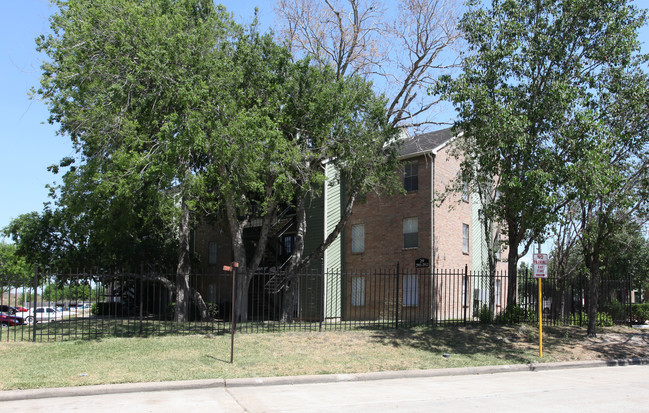 TimberLake Apartments 2 in Houston, TX - Foto de edificio - Building Photo