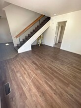 11 SE Cleveland Ave in Bend, OR - Building Photo - Building Photo