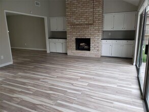 9122 Chesney Downs Dr in Houston, TX - Building Photo - Building Photo