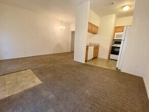 1770 N Gregg Ave-Unit -1 in Fayetteville, AR - Building Photo - Building Photo
